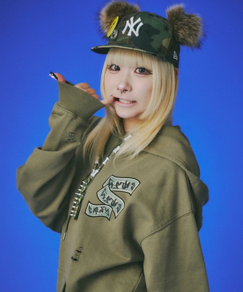 GALFY ガルフィー　スウェットパーカー GALFY（ガルフィー） パーカー ガルクエジップパーカー/バックプリント