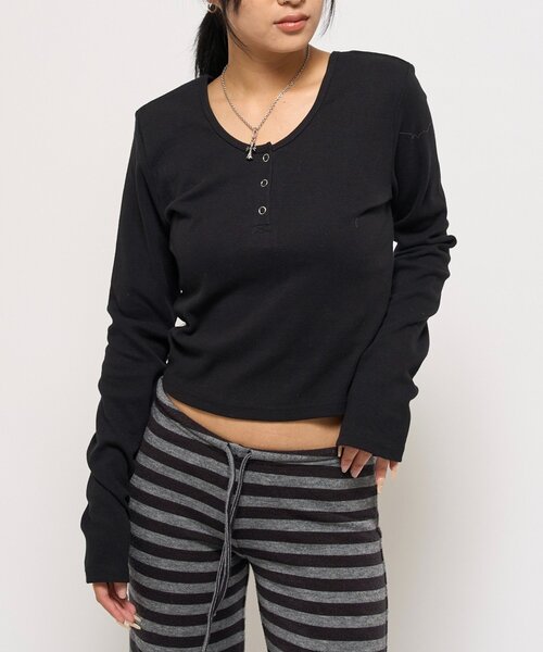 WHO'S WHO gallery（フーズフーギャラリー）の「RING SNAP TOP/リングドットL/Sトップス（Tシャツ/カットソー・レディース・ホワイト/ネイビー/グレー/ブラック/ブラウン/ブラック系その他/ホワイト系その他・FREE）」の14枚目の写真