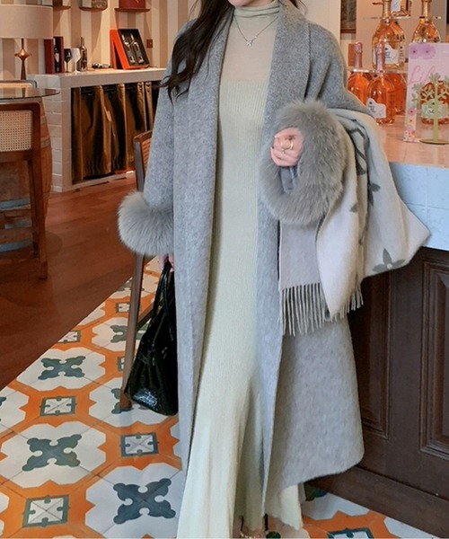 エコファーカフス付きウエストリボンロングコート（ノーカラーコート