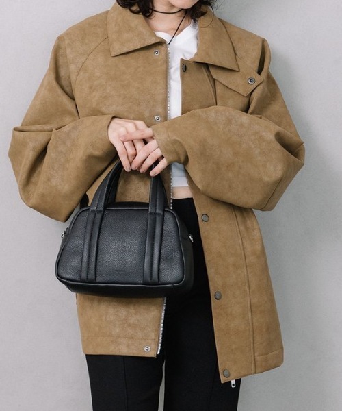 Beau're(ヴュレ)の「【BEAURE/ビュレ】Soft Leather ボストン(ボストンバッグ・レディース・ブラウン/アイボリー/ブラック・FREE)」の7枚目の写真