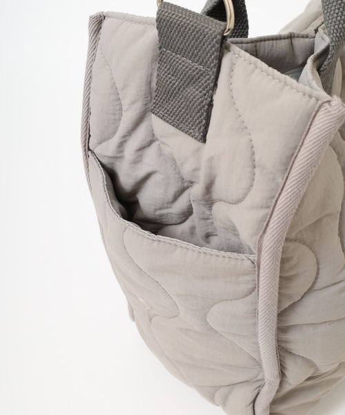 SCANDINAVIAN FOREST（スカンジナビアン・フォレスト）の「SCANDINAVIAN FOREST　ウェーブキルト2WAYトート（トートバッグ・レディース・グレー/グリーン系その他/ブラック・FREE）」の12枚目の写真