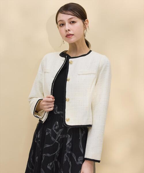 SWINGLE（スウィングル）の「ラメツイードノーカラージャケット（ノーカラージャケット・レディース・ブラック/ライトベージュ・SMALL/MEDIUM）」の3枚目の写真