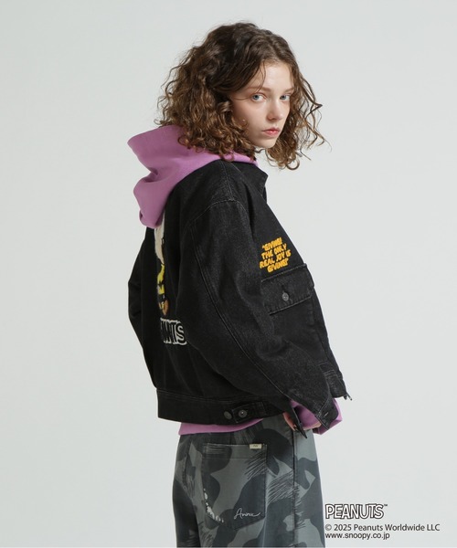 AVIREX(アヴィレックス)の「《AVIREX × PEANUTS》DENIM WORK JACKET / デニムワークジャケット / ピーナッツ / アヴィレックス(デニムジャケット・レディース・ブラック/ブラウン・M/S)」の2枚目の写真