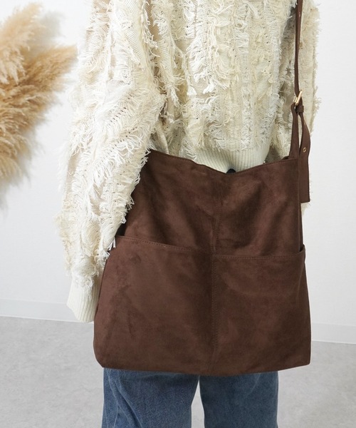 gossara（ゴサラ）の「スエードショルダーBAG（ショルダーバッグ・レディース・アイボリー/ブラック/ダークブラウン・FREE）」の5枚目の写真