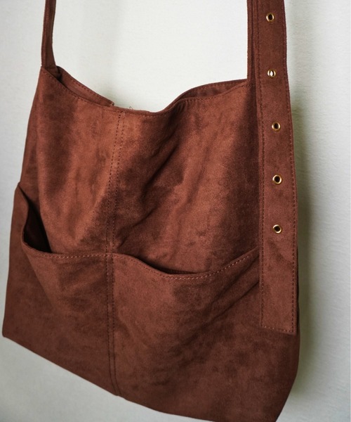 gossara（ゴサラ）の「スエードショルダーBAG（ショルダーバッグ・レディース・アイボリー/ブラック/ダークブラウン・FREE）」の14枚目の写真