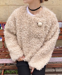 ノーカラー ファー ショートコート 秋冬」に該当するジャケット