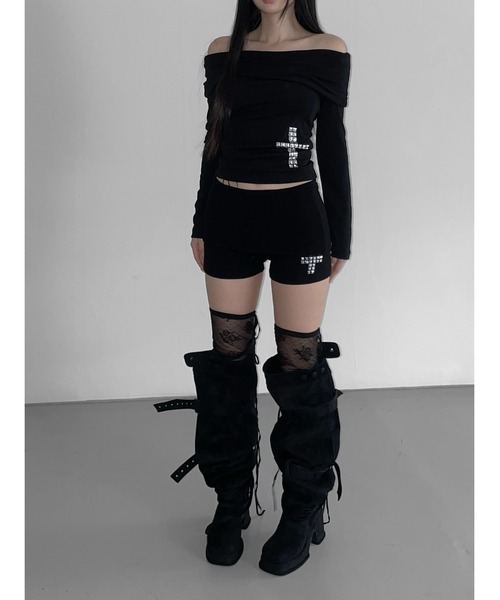 THEAIRTOWN(ジエアタウン)の「tuebe cross off top(Tシャツ/カットソー・レディース・ブラック/アイボリー/ダークグレー・FREE)」の16枚目の写真