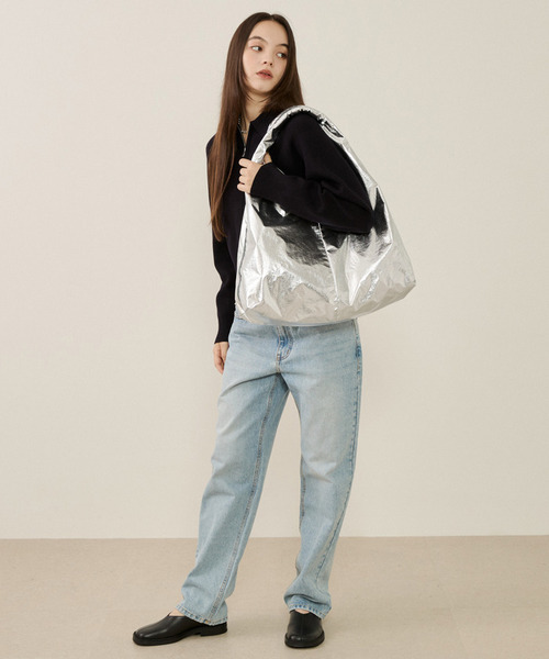 LeSportsac(レスポートサック)の「LG MARCHE BAG ルナアメジスト(トートバッグ・レディース・シルバー・FREE)」の3枚目の写真