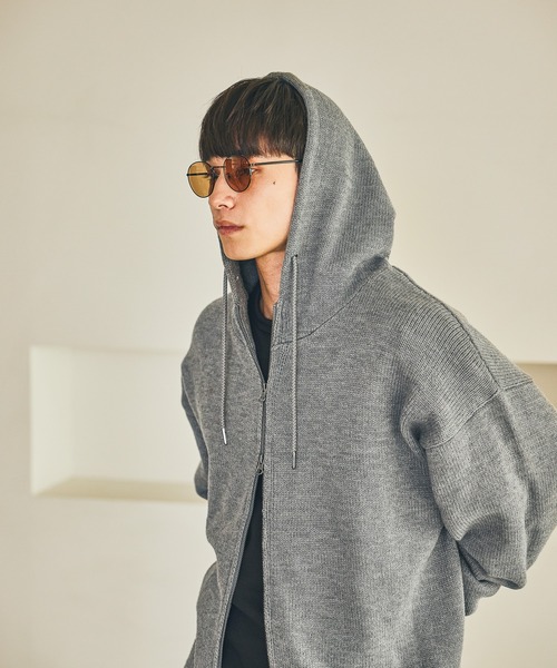 LAKOLE（ラコレ）の「ニットZIPパーカー / 612733（ニット/セーター・メンズ・レッド/グレー/ブラック・MEDIUM/LARGE）」の2枚目の写真