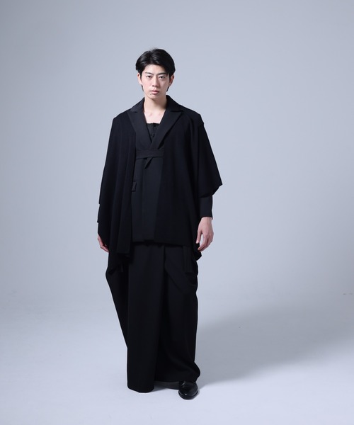 Ruze(ルゼ)の「Drape knit poncho / ドレープ ニット ポンチョ(その他トップス・メンズ・ブラック・FREE)」の2枚目の写真