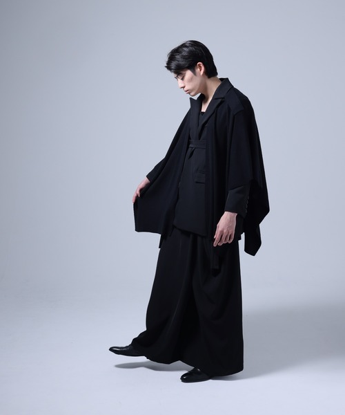 Ruze(ルゼ)の「Drape knit poncho / ドレープ ニット ポンチョ(その他トップス・メンズ・ブラック・FREE)」の3枚目の写真