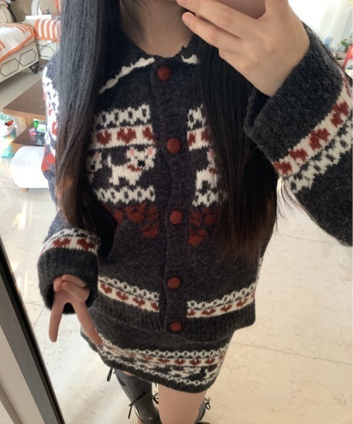 ViViDAY(ビビデー)の「【上下2点セット】ノルディック柄ニットプルオーバー+ノルディック柄ニットスカート(セットアップ・レディース・ダークグレー・M)」の18枚目の写真
