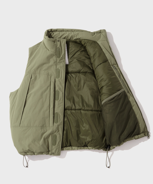 OUTSTANDING(アウトスタンディング)の「PRIMALOFT LEVEL 7 PCU VEST_SAGE GREEN(ベスト・メンズ・その他・SMALL/MEDIUM/LARGE)」の3枚目の写真