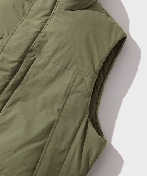 OUTSTANDING(アウトスタンディング)の「PRIMALOFT LEVEL 7 PCU VEST_SAGE GREEN(ベスト・メンズ・その他・SMALL/MEDIUM/LARGE)」の5枚目の写真