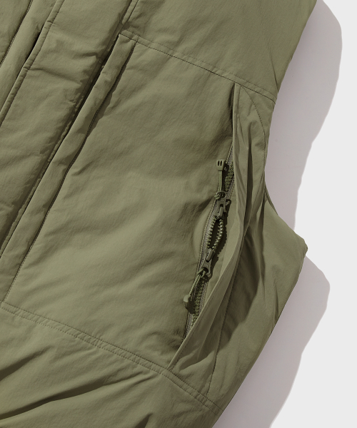 OUTSTANDING(アウトスタンディング)の「PRIMALOFT LEVEL 7 PCU VEST_SAGE GREEN(ベスト・メンズ・その他・SMALL/MEDIUM/LARGE)」の6枚目の写真