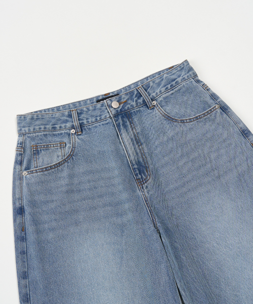 TOFFEE（トフィー）の「カーブドワイドデニムパンツ (ライトブルー)（デニムパンツ・メンズ・その他・SMALL/MEDIUM/LARGE/X-LARGE）」の3枚目の写真