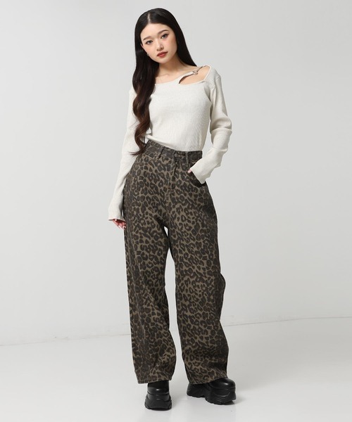 ANAP(アナップ)の「オープンデザイン メタル付きラメニット(ニット/セーター・レディース・ブラック/アイボリー/ネイビー・F)」の10枚目の写真