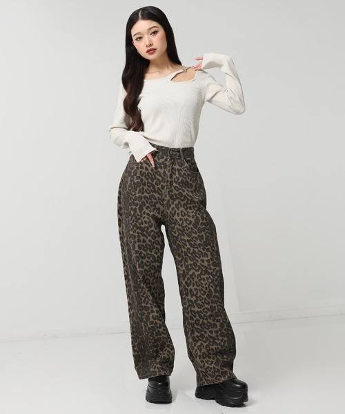 ANAP(アナップ)の「オープンデザイン メタル付きラメニット(ニット/セーター・レディース・ブラック/アイボリー/ネイビー・F)」の11枚目の写真