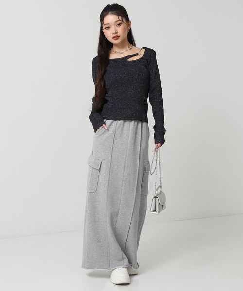 ANAP(アナップ)の「オープンデザイン メタル付きラメニット(ニット/セーター・レディース・ブラック/アイボリー/ネイビー・F)」の13枚目の写真