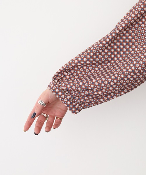 A.N.L（エーエヌエル　レーベル）の「A.N.L 幾何柄ボウタイブラウス（シャツ/ブラウス・レディース・レンガ/アイボリー・38）」の8枚目の写真