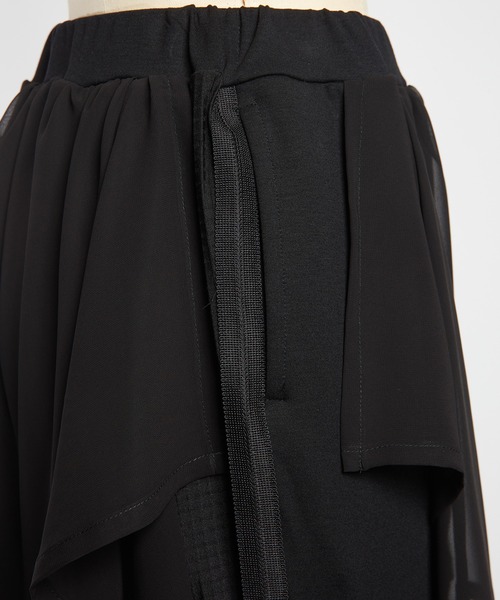gomme(ゴム)の「ミックスフリルパンツ(スウェットパンツ・レディース・ブラック・MEDIUM)」の10枚目の写真
