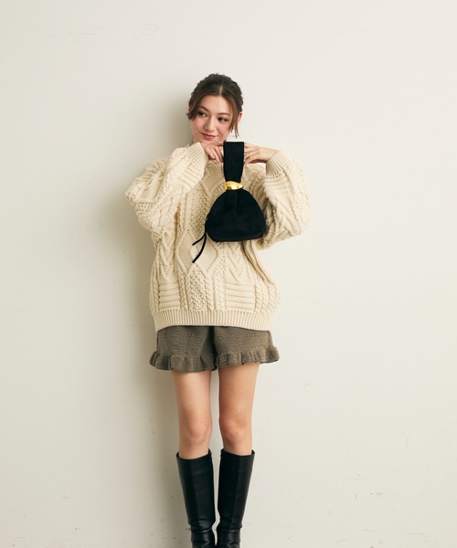 Lunea（ルネア）の「サイドジップスウェードミニバッグ（ハンドバッグ・レディース・ブラック/ベージュ/ボルドー・FREE）」の11枚目の写真