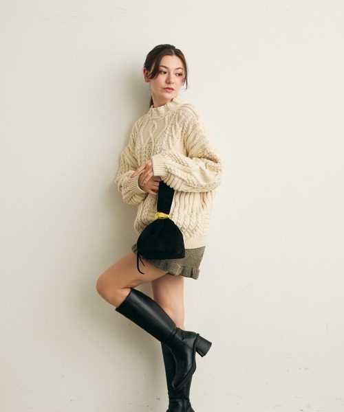 Lunea（ルネア）の「サイドジップスウェードミニバッグ（ハンドバッグ・レディース・ブラック/ベージュ/ボルドー・FREE）」の13枚目の写真