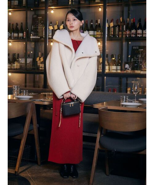 LAGUNAMOON(ラグナムーン)の「フェイクムートンスタンドカラーコート(ムートンコート・レディース・チャコールグレー/アイボリー/モカ・FREE)」の21枚目の写真