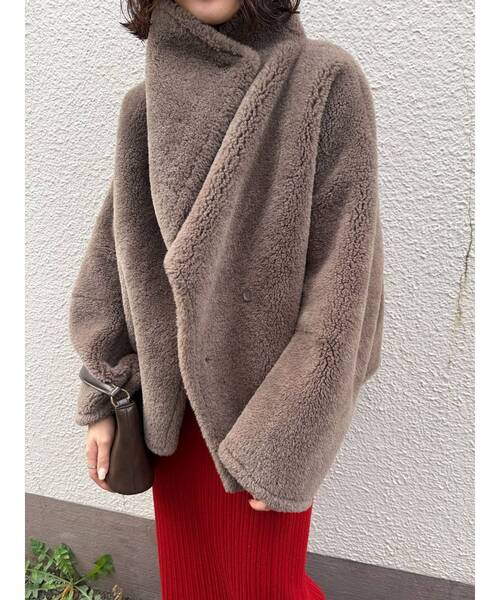 LAGUNAMOON(ラグナムーン)の「フェイクムートンスタンドカラーコート(ムートンコート・レディース・チャコールグレー/アイボリー/モカ・FREE)」の20枚目の写真