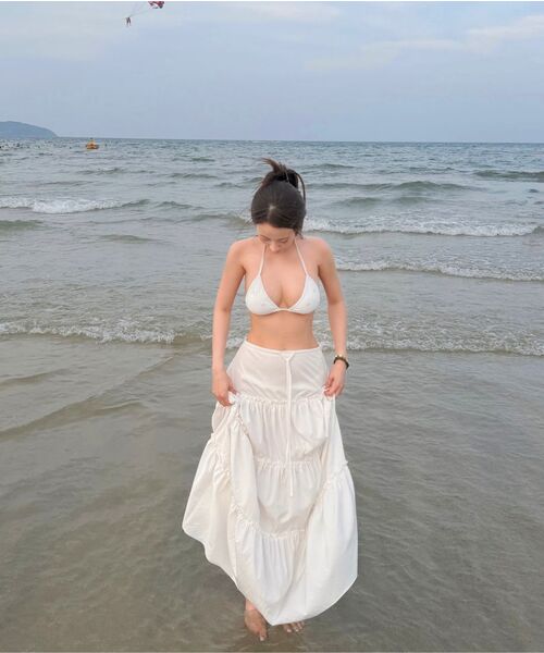 NAKED SURF CLUB（ネイキッドサーフクラブ）の「シャーリングティアードロングスカート（ホワイト）（スカート・レディース・その他・SMALL/MEDIUM）」の16枚目の写真
