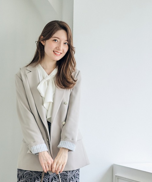 12Twelve Agenda（トゥエルブ　アジェンダ）の「ウォッシャブルダブルクロステーラードジャケット（テーラードジャケット・レディース・ネイビー/グレイッシュベージュ/アイボリー・M/S）」の3枚目の写真