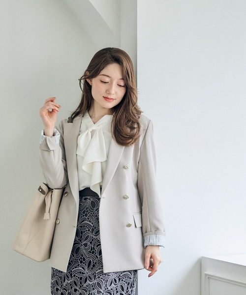 12Twelve Agenda（トゥエルブ　アジェンダ）の「ウォッシャブルダブルクロステーラードジャケット（テーラードジャケット・レディース・ネイビー/グレイッシュベージュ/アイボリー・M/S）」の14枚目の写真