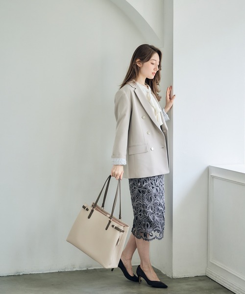 12Twelve Agenda（トゥエルブ　アジェンダ）の「ウォッシャブルダブルクロステーラードジャケット（テーラードジャケット・レディース・ネイビー/グレイッシュベージュ/アイボリー・M/S）」の17枚目の写真