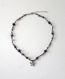 RUBATI（ルバティ）の「ブラックジャスミンサージカルスチールネックレス（ネックレス）」