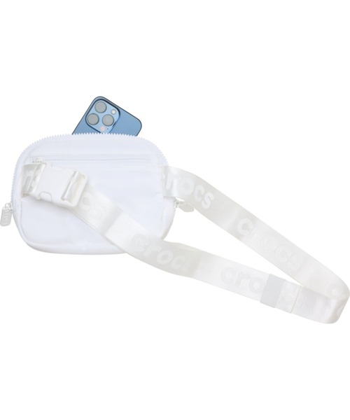 crocs（クロックス）の「クロックス クラシック ベルト バッグ / Crocs Classic Belt Bag（ボディバッグ/ウエストポーチ・レディース・ベビーピンク/ブラック/ホワイト・ONE SIZE）」の4枚目の写真
