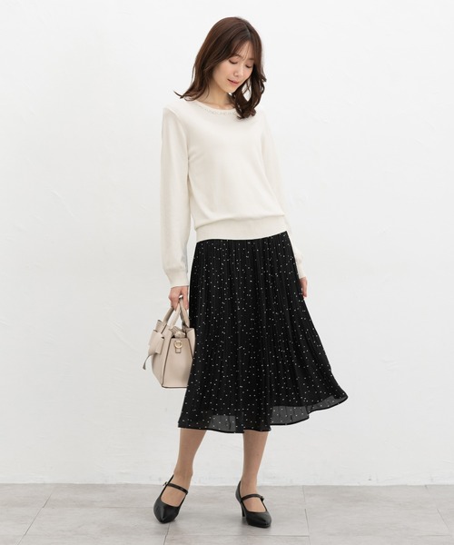Honeys(ハニーズ)の「【UVカット】ビジュー付ニット(ニット/セーター・レディース・ラベンダー/レッド/アイボリー/ブラック・L/LL/M/S)」の8枚目の写真