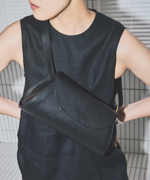 journal standard L'essage（ジャーナルスタンダードレサージュ）の「《追加4》【AULENTTI/オウレンティ】DOLLARO ME：ショルダーバッグ（ショルダーバッグ・レディース・ブラック・FREE）」の17枚目の写真