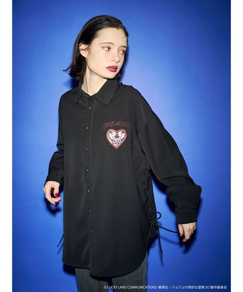 jouetie（ジュエティ）の「【アニメ『ジョジョの奇妙な冒険 ストーンオーシャン』×jouetie】BIGシャツ（シャツ/ブラウス・レディース・その他1/ブラック/アイボリー/ブルー・MEDIUM）」の3枚目の写真