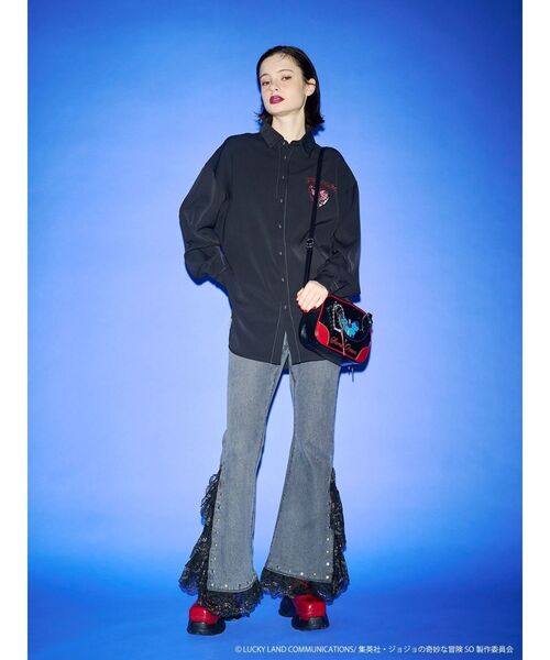 jouetie（ジュエティ）の「【アニメ『ジョジョの奇妙な冒険 ストーンオーシャン』×jouetie】BIGシャツ（シャツ/ブラウス・レディース・その他1/ブラック/アイボリー/ブルー・MEDIUM）」の18枚目の写真