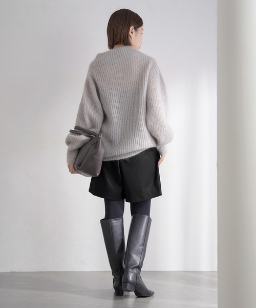 IENA（イエナ）の「ウォッシャブルサキソニーウールショートパンツ（その他パンツ・レディース・チャコールグレー/ブラック・38/36）」の13枚目の写真