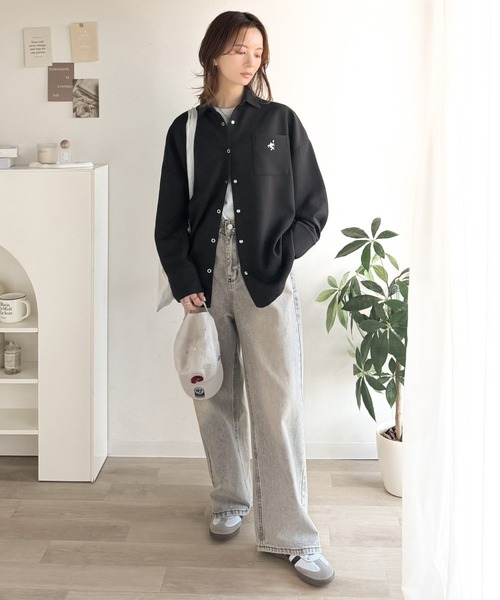 Java(ジャバ)の「《JaVaジャバコラボ》サッと羽織って即サマになる!胸元刺繍ダンボール素材シャツジャケット(シャツ/ブラウス・レディース・ブラック/チャコール/モカ・LARGE/MEDIUM/X-LARGE/SMALL)」の4枚目の写真