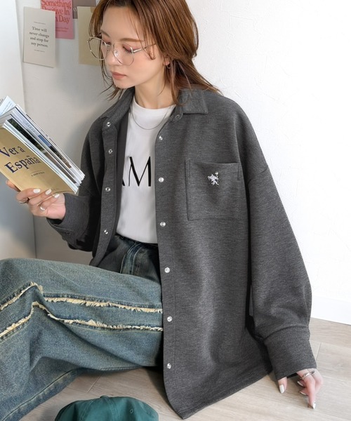Java(ジャバ)の「《JaVaジャバコラボ》サッと羽織って即サマになる!胸元刺繍ダンボール素材シャツジャケット(シャツ/ブラウス・レディース・ブラック/チャコール/モカ・LARGE/MEDIUM/X-LARGE/SMALL)」の7枚目の写真