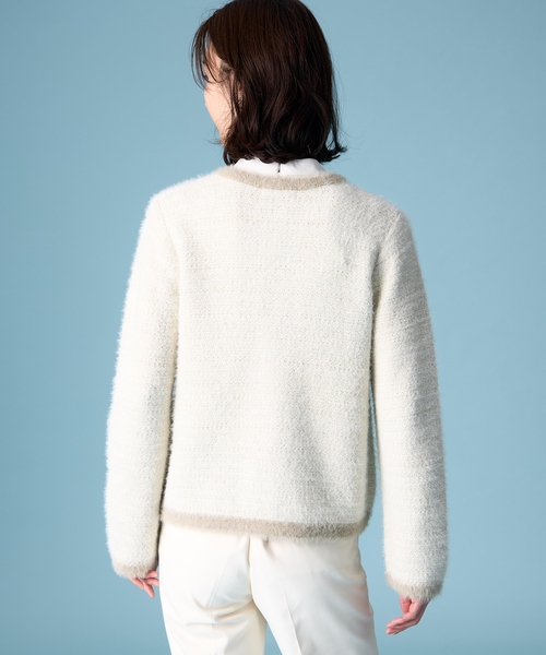 A/C DESIGN BY ALPHA CUBIC（エーシーデザインバイアルファキュービック）の「バイカラーフェザーニットカーディガン（カーディガン/ボレロ・レディース・ベージュ/ネイビー・L/M）」の7枚目の写真