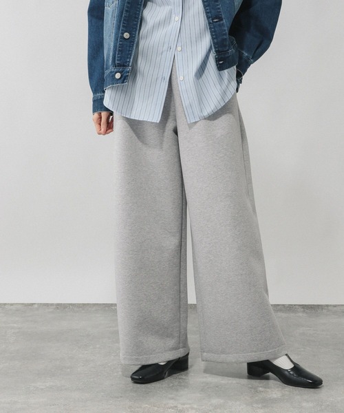 GLOBAL WORK(グローバルワーク)の「ダンボールワイドパンツ/636485(スウェットパンツ・レディース・ブラック/グレー・MEDIUM/LARGE)」の4枚目の写真