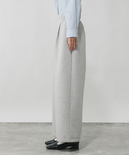 GLOBAL WORK(グローバルワーク)の「ダンボールワイドパンツ/636485(スウェットパンツ・レディース・ブラック/グレー・MEDIUM/LARGE)」の13枚目の写真