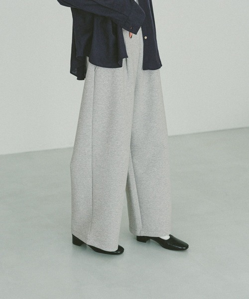 GLOBAL WORK(グローバルワーク)の「ダンボールワイドパンツ/636485(スウェットパンツ・レディース・ブラック/グレー・MEDIUM/LARGE)」の21枚目の写真