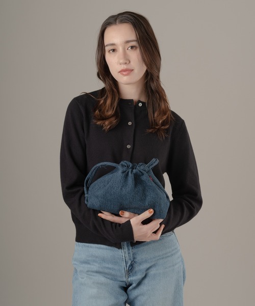 Levi's(リーバイス)の「Levi's/リーバイス イザベル クロスボディバッグ(ボディバッグ/ウエストポーチ・レディース・ダークインディゴブルー・OS)」の1枚目の写真