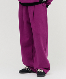 GAINSBORO（ゲインズボロ）の「ワンタックワイドスウェットパンツ_マゼンタ（スウェットパンツ）」