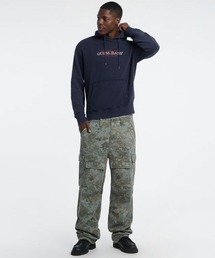 DONOBAN（ドノバン）の「【GUESS】GUESS JEANS Regular America Trad Hoodie / ダークブルー [M5BQ33KCPR1]（パーカー）」