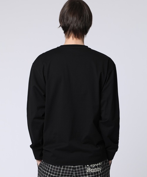Psycho Bunny(サイコバニー)の「コミックアートグラフィック ロングスリーブTシャツ(Tシャツ/カットソー・メンズ・ダークブルー/ホワイト/ブラック・MEDIUM/LARGE/X-LARGE/SMALL)」の9枚目の写真